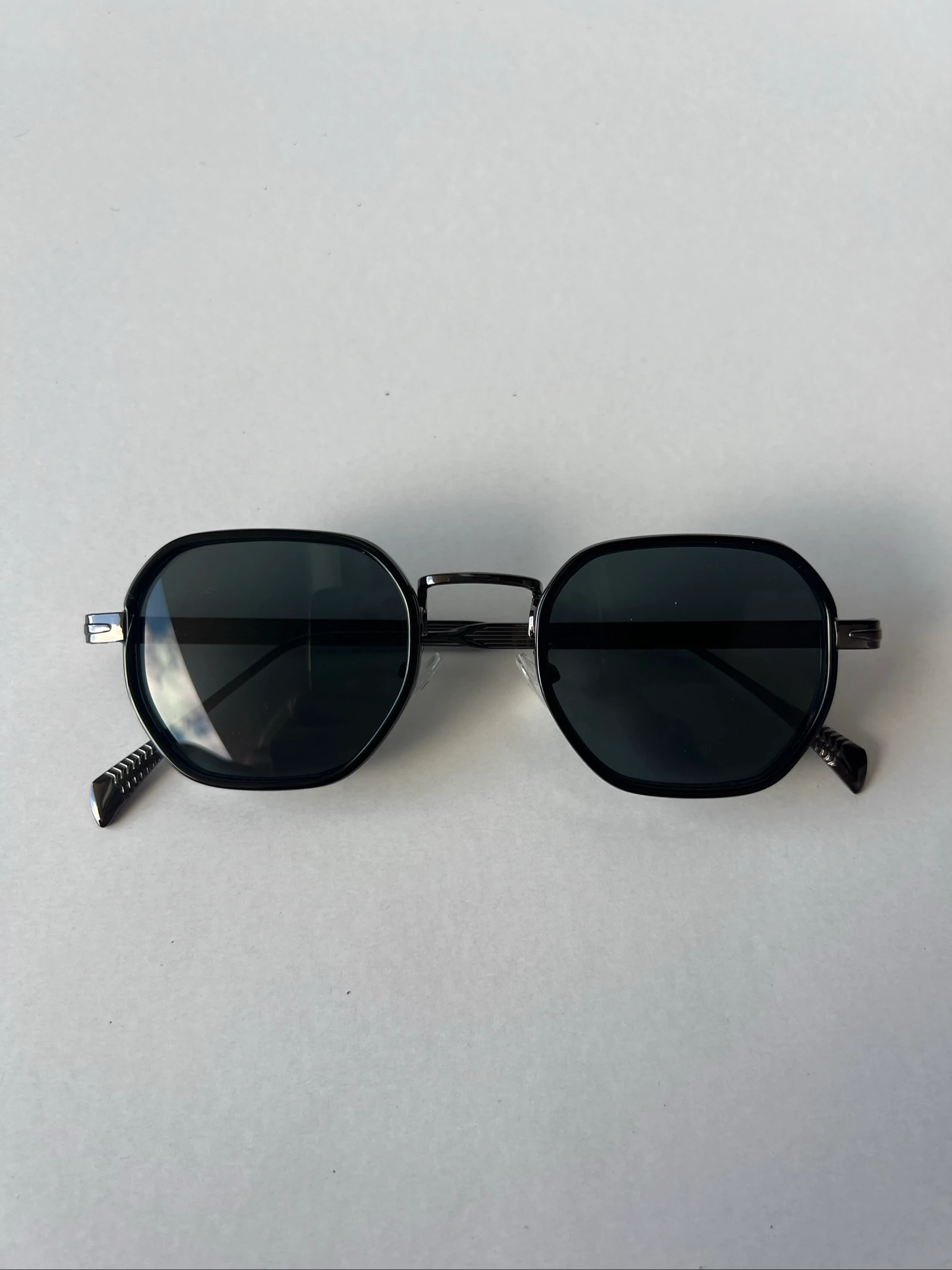 Black Sunglasses (New / with accessories) – photo 2
